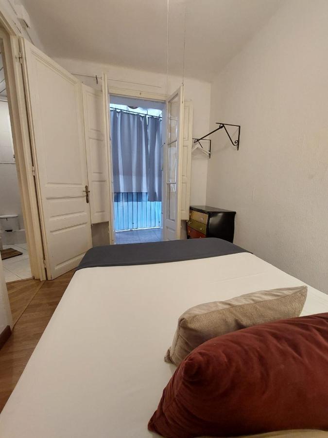 Hostel Alani Montjuic Barcelona Zewnętrze zdjęcie